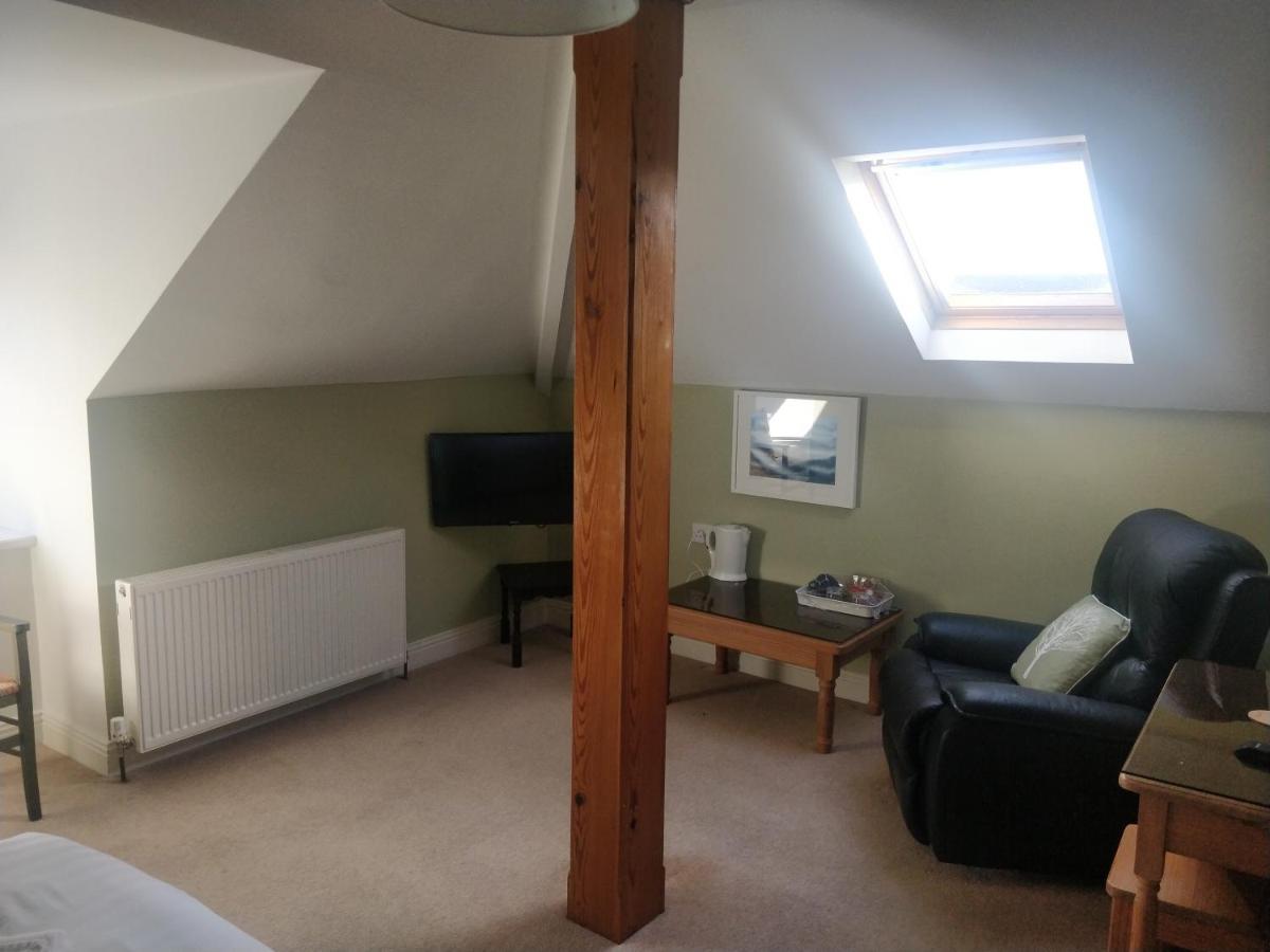 Avonmore House Guest Accommodation يوغال المظهر الخارجي الصورة